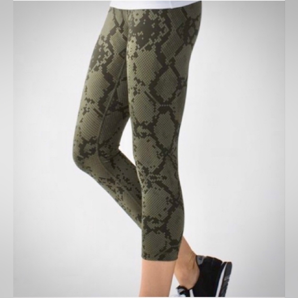 lululemon athletica Olive Snake-Print Cropped Leggings